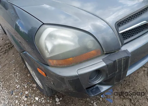 2009 Hyundai Tucson Gls from USA, damaged, VIN KM8JM12B69U936042